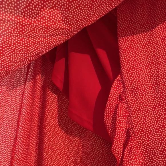 Red MIDI Skirt - Picture 5 of 5